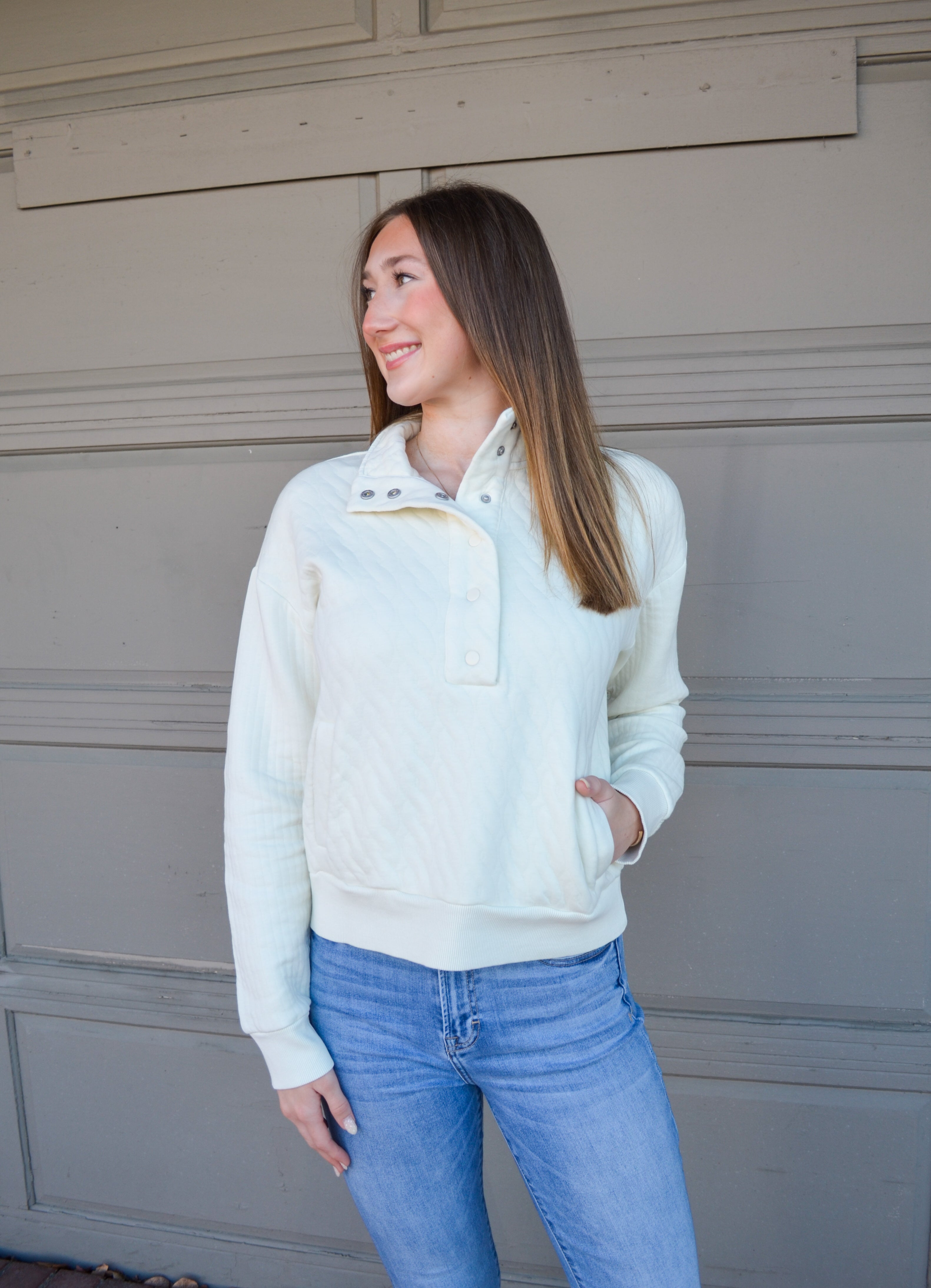 Cream Look My Way Pullover