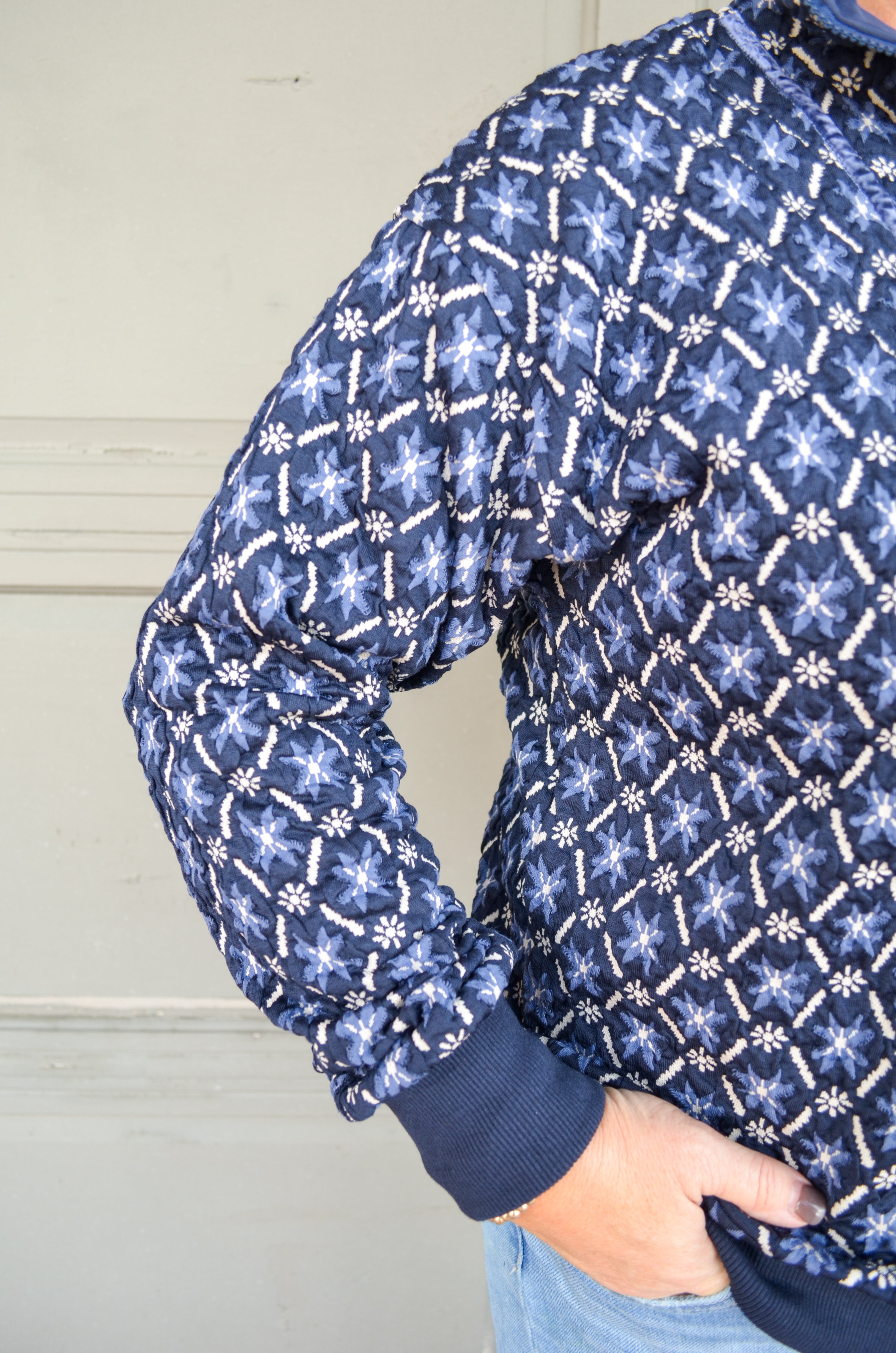 Cocktail Club Umgee Pullover