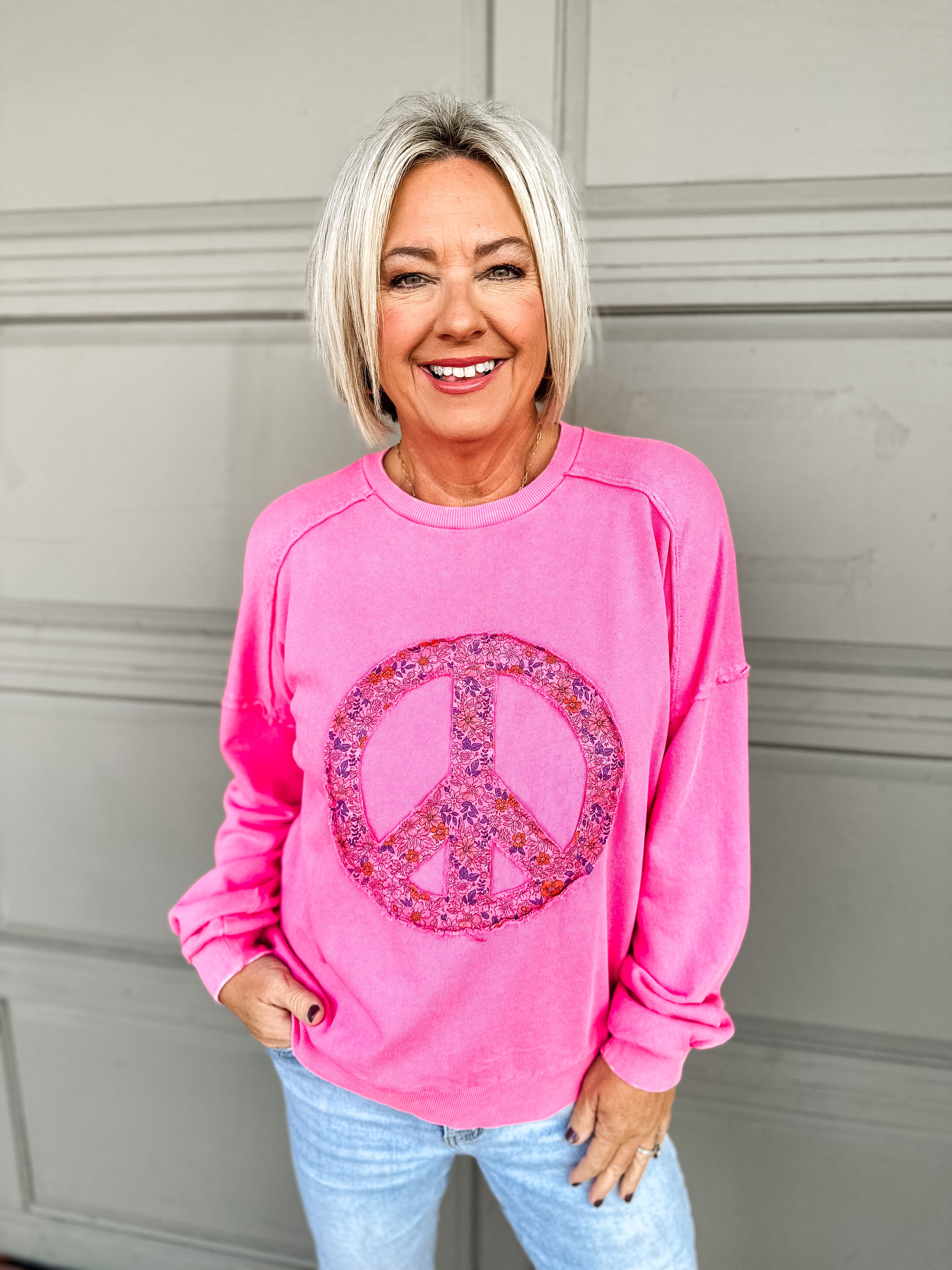 Peace and Love Pullover