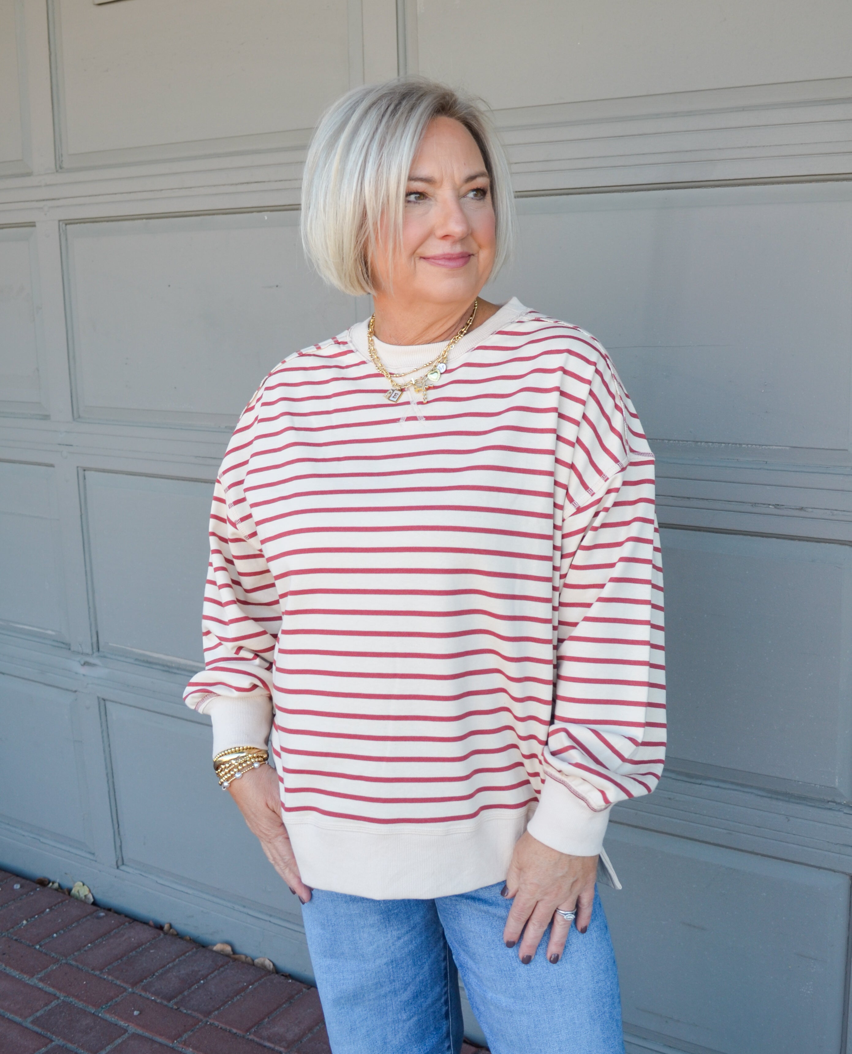 Casual Charm Pullover in Brick