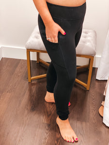 Butter Leggings With Side Pockets